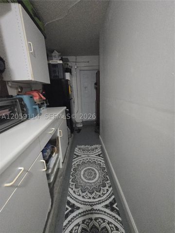19130 NW 10th St, Pembroke Pines, FL 33029