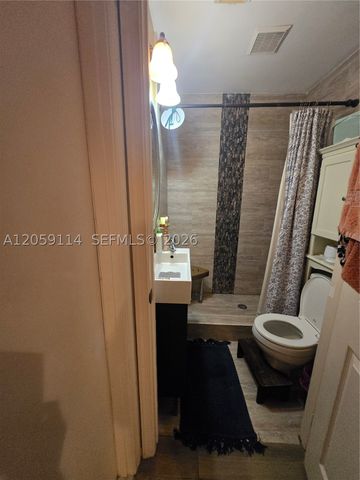 19130 NW 10th St, Pembroke Pines, FL 33029