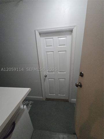 19130 NW 10th St, Pembroke Pines, FL 33029