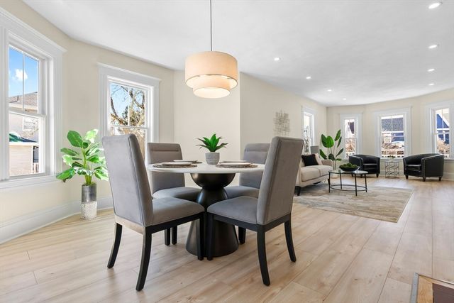 19 Laurel St, Saugus, MA 01906