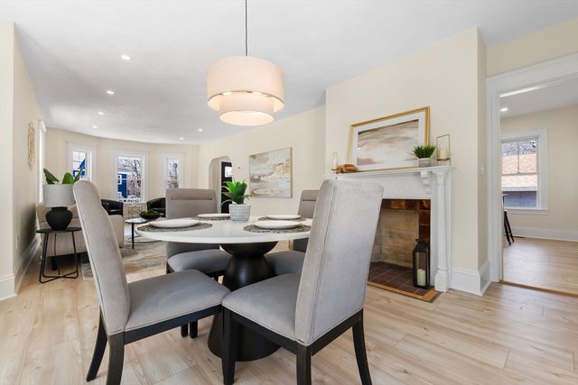 19 Laurel St, Saugus, MA 01906