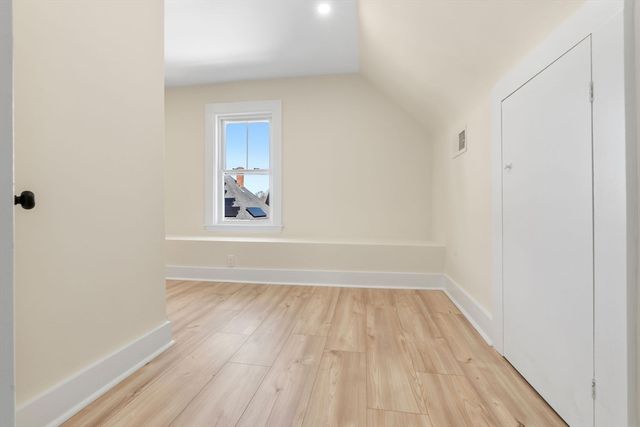 19 Laurel St, Saugus, MA 01906