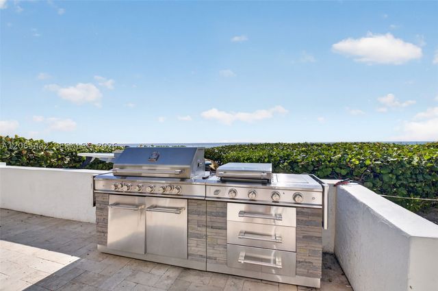 2565 S Ocean Blvd 112N, Highland Beach, FL 33487