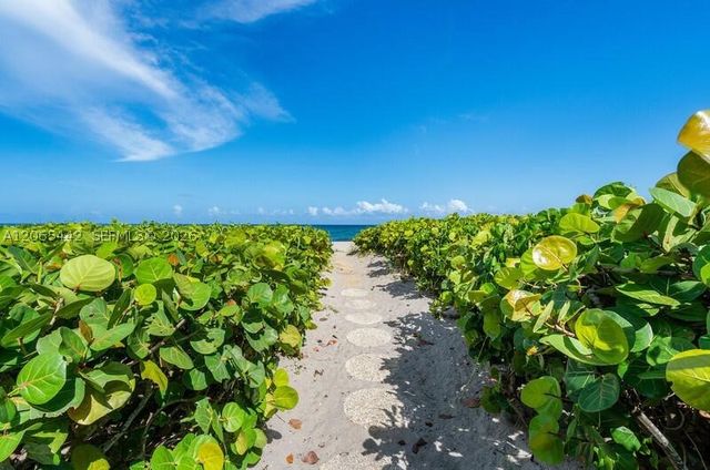 2565 S Ocean Blvd 112N, Highland Beach, FL 33487