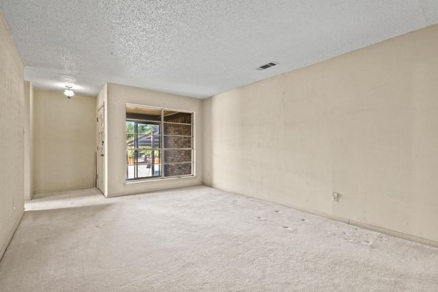 905 Seymore Circle, Denison, TX 75020