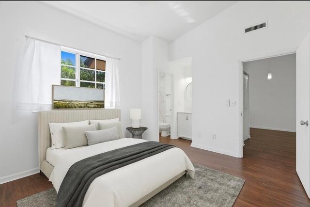 6207 Garden Court, Davie, FL 33314