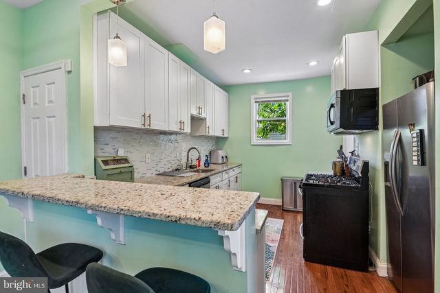 2700 HAMILTON AVE, Baltimore, MD 21214