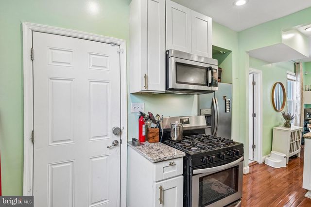 2700 HAMILTON AVE, Baltimore, MD 21214