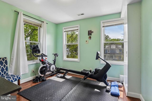 2700 HAMILTON AVE, Baltimore, MD 21214