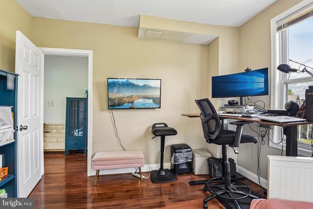 2700 HAMILTON AVE, Baltimore, MD 21214