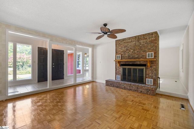 195 Pine Trace, Campobello, SC 29322