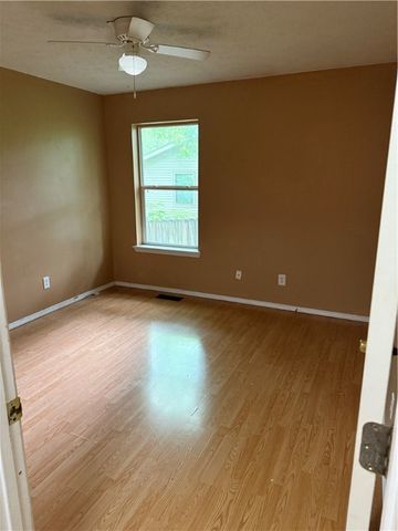 811 A E Fick, Harrison, AR 72601