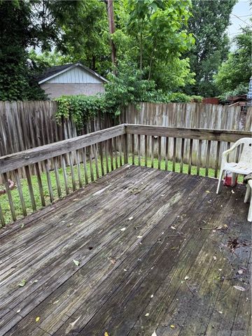 811 A E Fick, Harrison, AR 72601