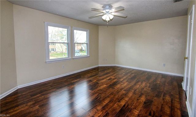 892 Belvoir CIR, Newport News, VA 23602