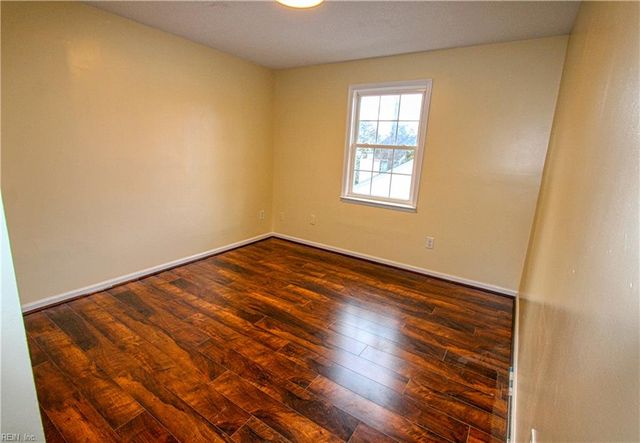 892 Belvoir CIR, Newport News, VA 23602