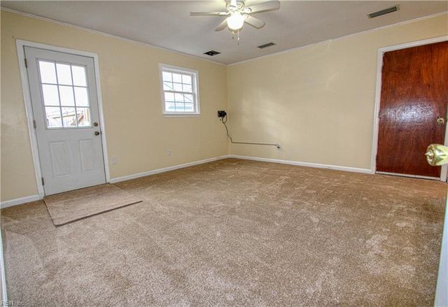 892 Belvoir CIR, Newport News, VA 23602