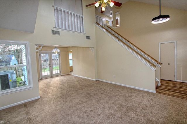 892 Belvoir CIR, Newport News, VA 23602