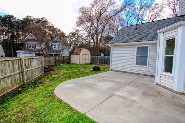 892 Belvoir CIR, Newport News, VA 23602