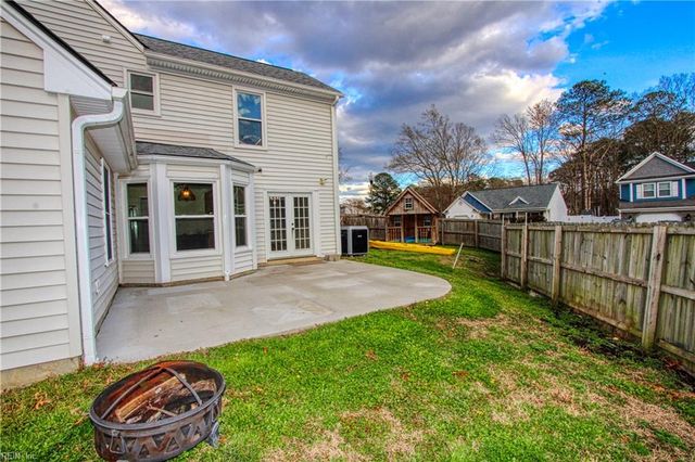 892 Belvoir CIR, Newport News, VA 23602