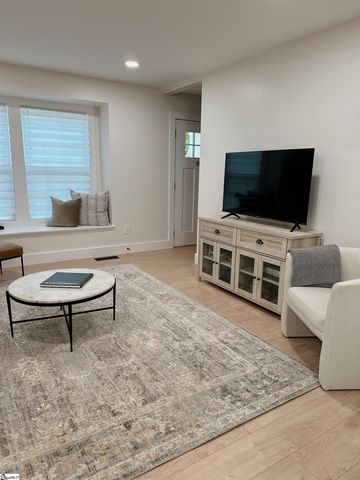 2 Saint Andrews Court, Greenville, SC 29607