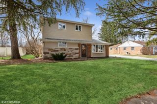 9 Apple Lane, Park Forest, IL 60466