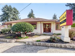 2020 Ne 102ND Ave, Portland, OR 97220