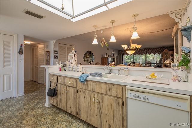 1 Cypress Run Street 11B, Homosassa, FL 34446