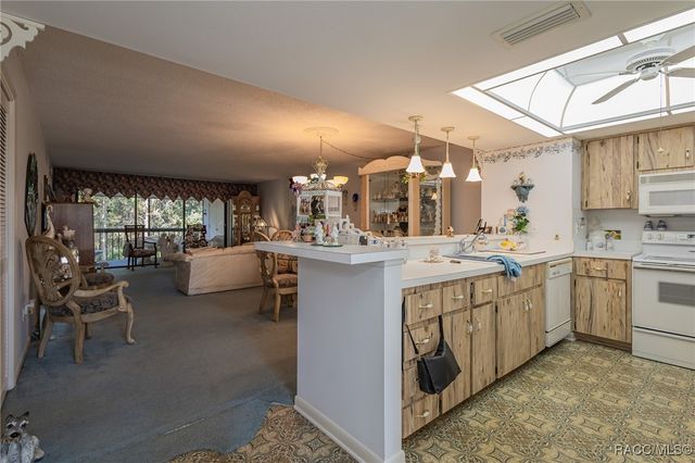 1 Cypress Run Street 11B, Homosassa, FL 34446