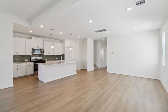 6013 Mockingbird Lodge Lane, Pearland, TX 77584