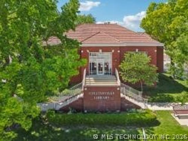 321 N 12th Street, Collinsville, OK 74021