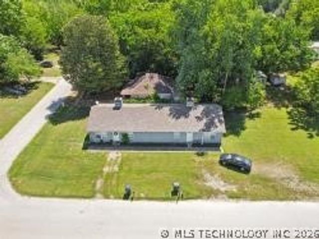 321 N 12th Street, Collinsville, OK 74021