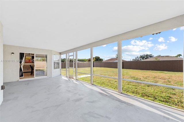 791 SW Hillsboro Cir, Port St. Lucie, FL 34953