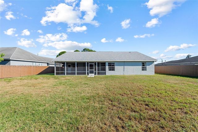 791 SW Hillsboro Cir, Port St. Lucie, FL 34953