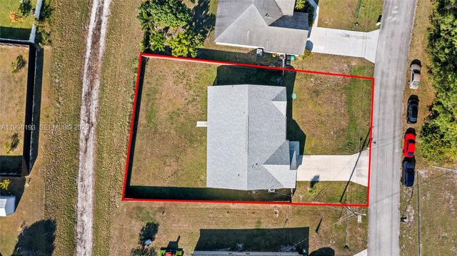 791 SW Hillsboro Cir, Port St. Lucie, FL 34953
