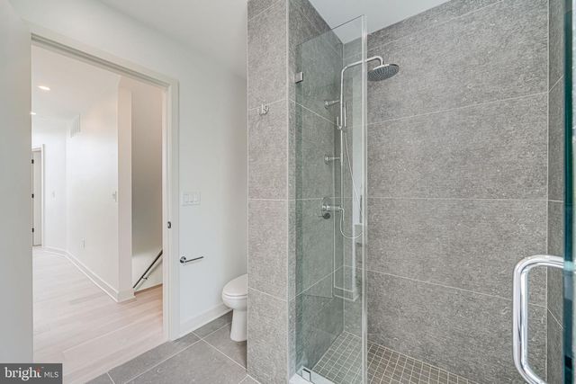 2907 NEWARK ST NW, Washington, DC 20008