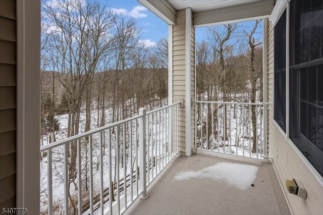 133 Ridgeview Ln 133, Mount Arlington Boro, NJ 07856