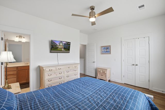 589 Blueway Avenue, Summerville, SC 29486