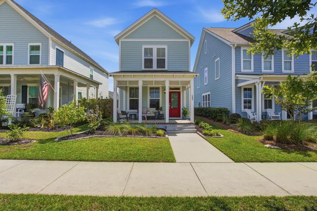 589 Blueway Avenue, Summerville, SC 29486