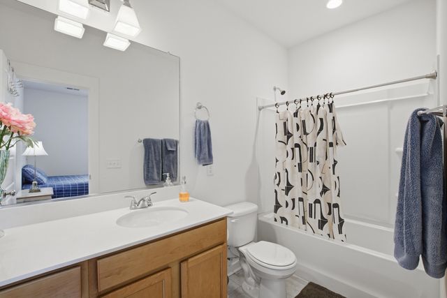 589 Blueway Avenue, Summerville, SC 29486