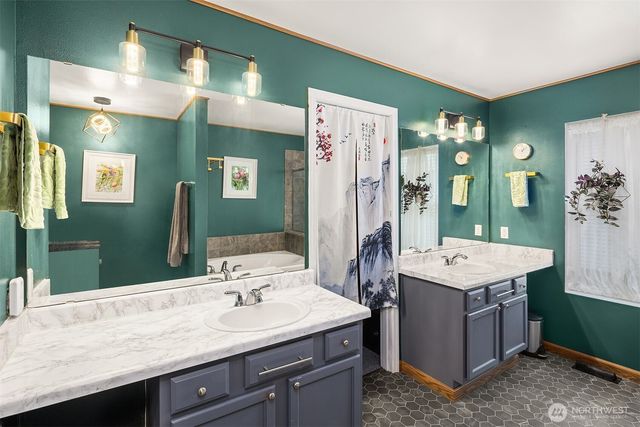 35314 SE Swenson Street, Snoqualmie, WA 98065