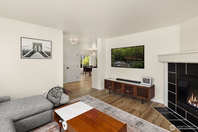 35314 SE Swenson Street, Snoqualmie, WA 98065