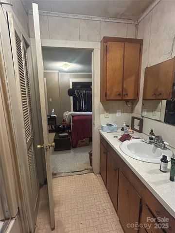 3603 NC 90 Highway E, Taylorsville, NC 28681