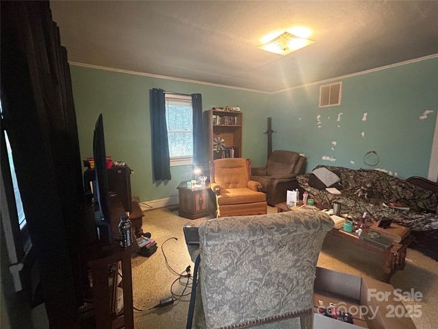3603 NC 90 Highway E, Taylorsville, NC 28681