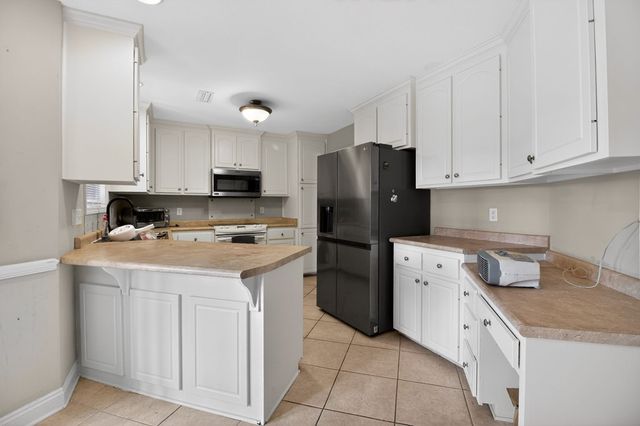 113 Cottage Court, Dothan, AL 36303