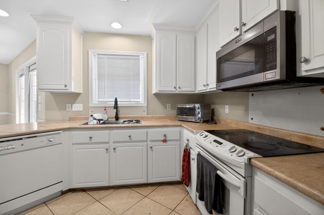 113 Cottage Court, Dothan, AL 36303