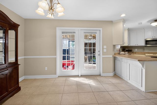 113 Cottage Court, Dothan, AL 36303