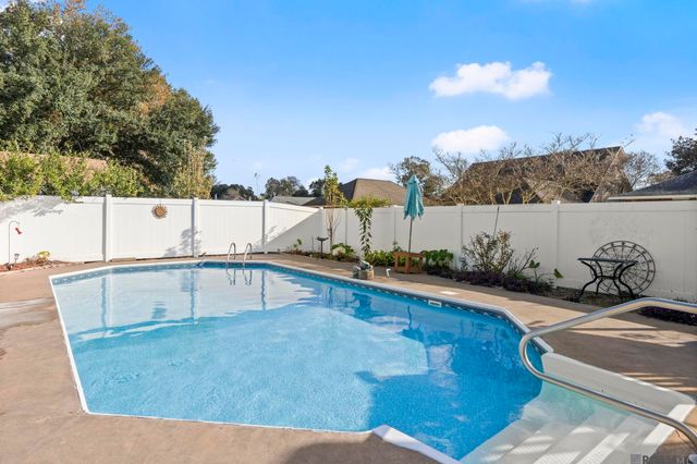 16342 Missionary Ridge Ave, Baton Rouge, LA 70817