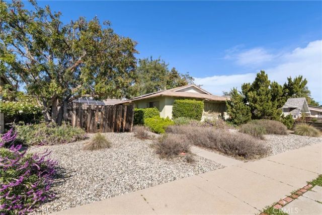 24201 Vanowen, West Hills, CA 91307