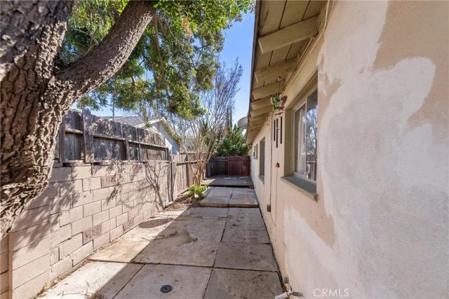 24201 Vanowen, West Hills, CA 91307