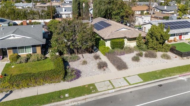 24201 Vanowen, West Hills, CA 91307